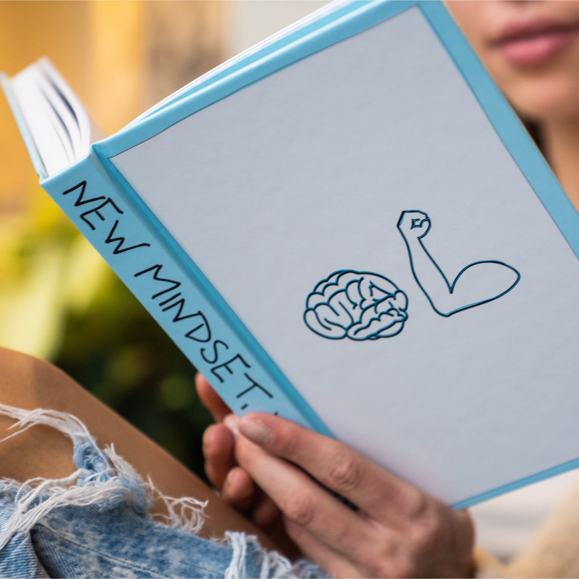 The New Mindset Journal: Catch Feelings For Yourself & Find Inner Peace - Guided Daily Self Care - Gratitude Journal - Mindfulness & Manifestation Prompts - New Mindset, Who Dis - Hardcover (60 Days)